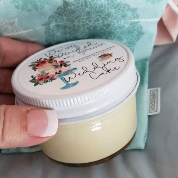 Rustic Hand Poured *Wedding Cake* Soy Wax Candle - Picture 2 of 4